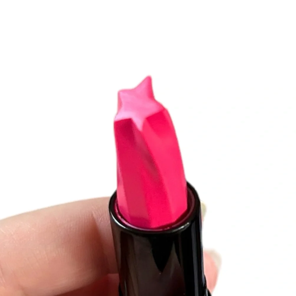 3 Charming Eyes Star Shaped Lipstick Set of 2 Pink/Red Pink K-Beauty Kawaii NWT